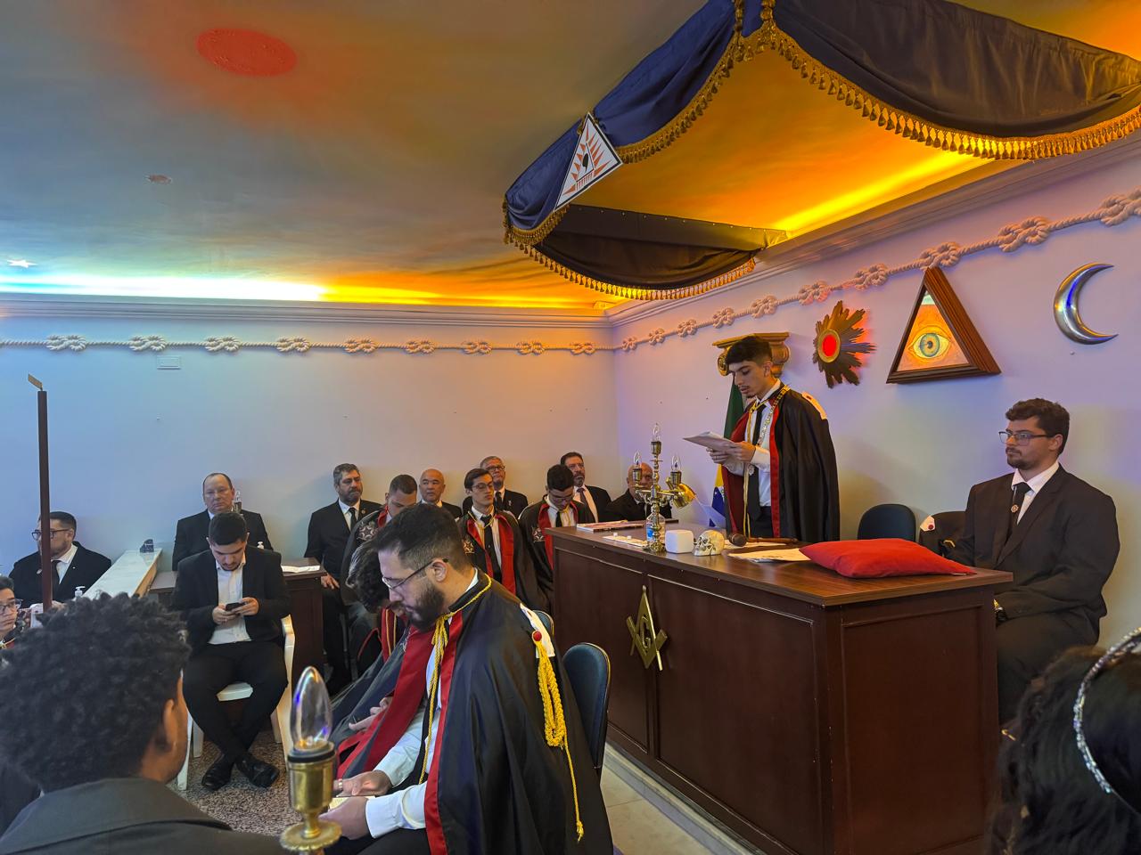 Sessão Memorável no Capítulo DeMolay Cavaleiros de São João Batista nº 1147